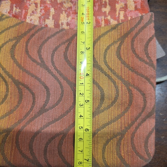 Stylish Orange Crossbody Bag - Picture 6 of 7